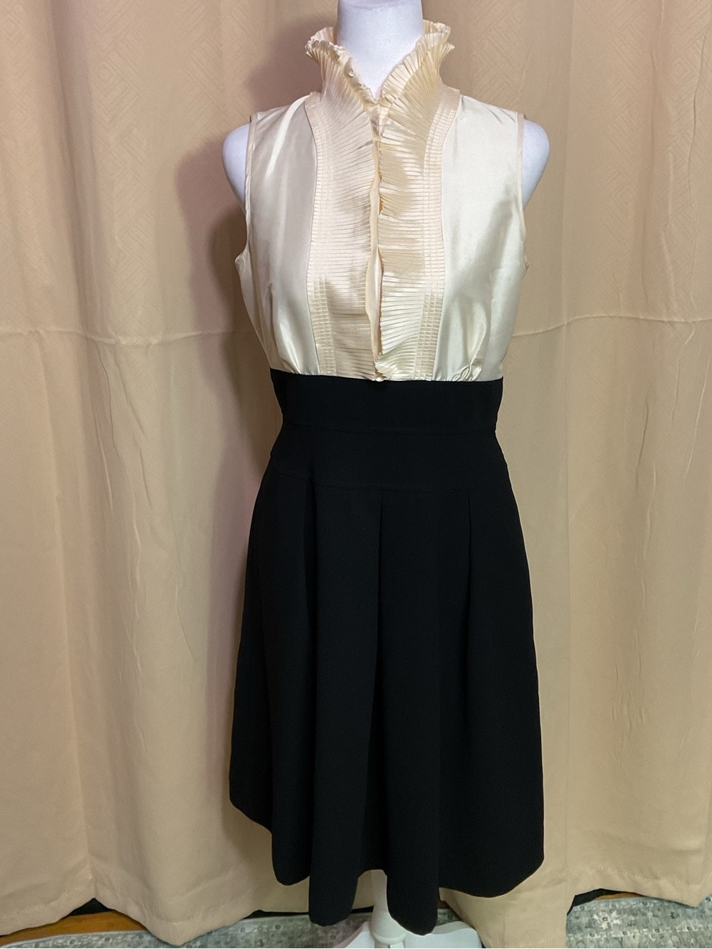 Calvin Klein Vintage ( 90’s ) sleeveless Tuxedo Dress